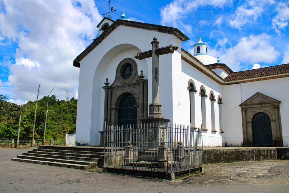 Iglesia_de_Belen-1.jpg